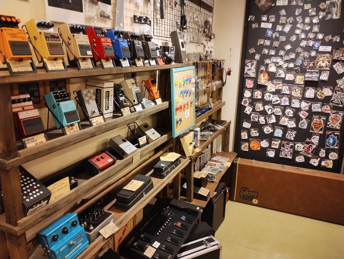 AfterBeat15's tweet photo. アフタービート橋本店11:00~オープンです！シルバーウィークの明日22、23も通常通り営業致します！ご来店お待ちしております!　#橋本駅　#相模原市緑区橋本　#楽器屋　#リペア　#メンテナンス　#音楽スクール　#生徒募集中 https://t.co/9TTwiIIa2Y