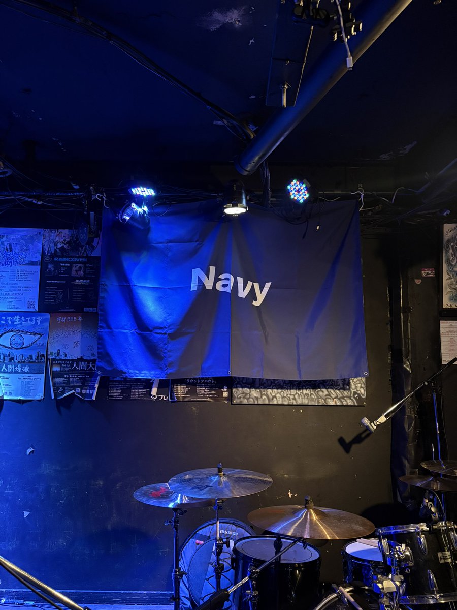 oto_200105's tweet photo. Navyツアーお疲れ様です！めっちゃかっこよかったです💫 https://t.co/xb4fG80Oq9