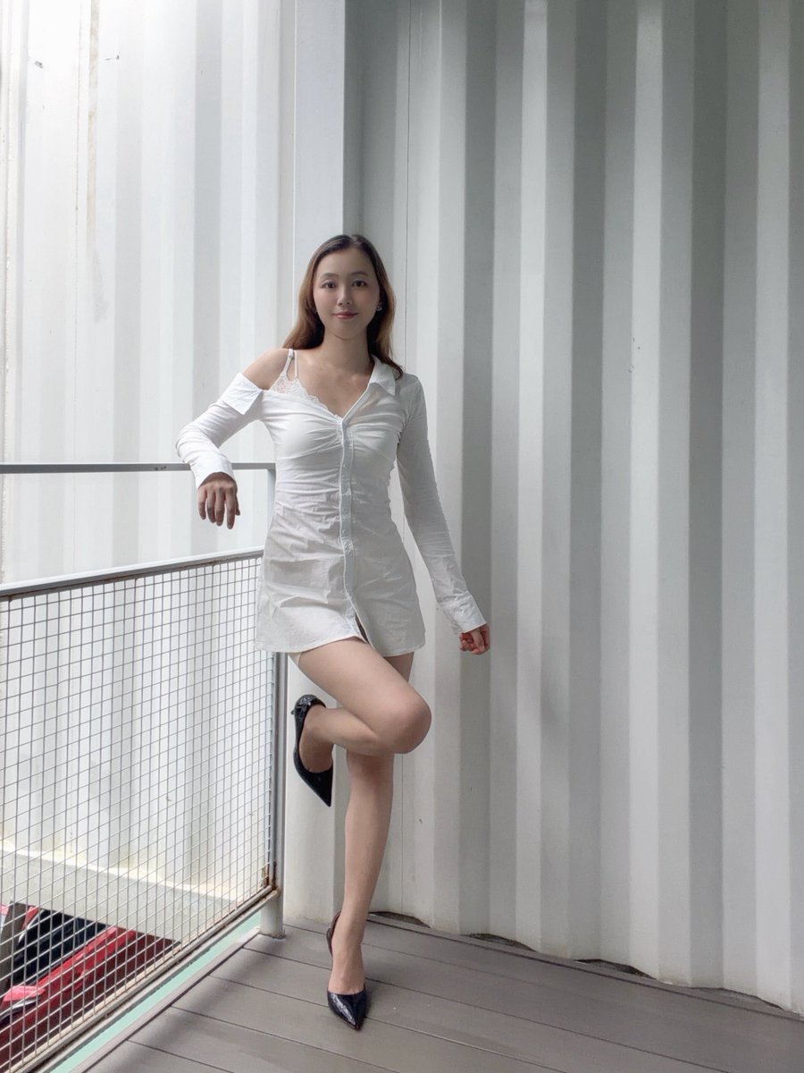 LI22666's tweet photo. White dress + heels = instant glam✨ Who’s trying this look? #ootd #FashionHack #WhiteDressVibes #HeelGoals #fyp https://t.co/5G9Ewc0z8j