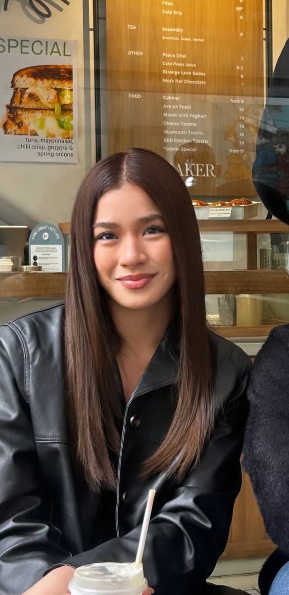 mshazeling27's tweet photo. PRETTY AIAH 😍 https://t.co/JflKx7KaiT