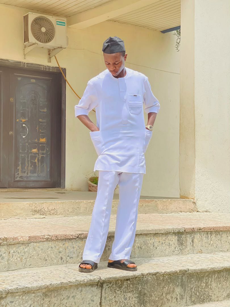 cjboss001's tweet photo. Happy Sunday from CJ STITCHES 

Dm for your Quality men Kaftan, available in different colours ✂️✅ https://t.co/7x3cAAQ0dc