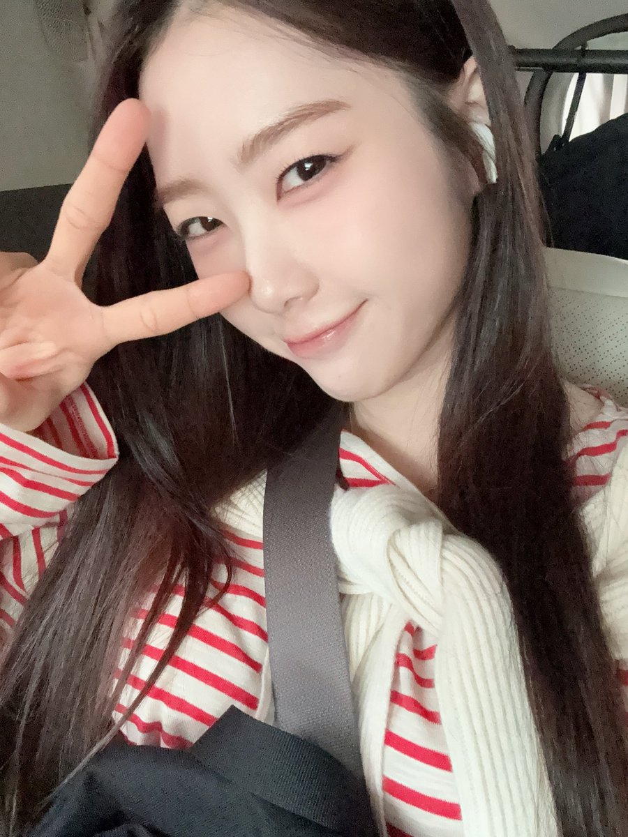 jihoo_oo's tweet photo. #죠짠 오늘 좋은 하루 보내요! https://t.co/jPIB7bLIia