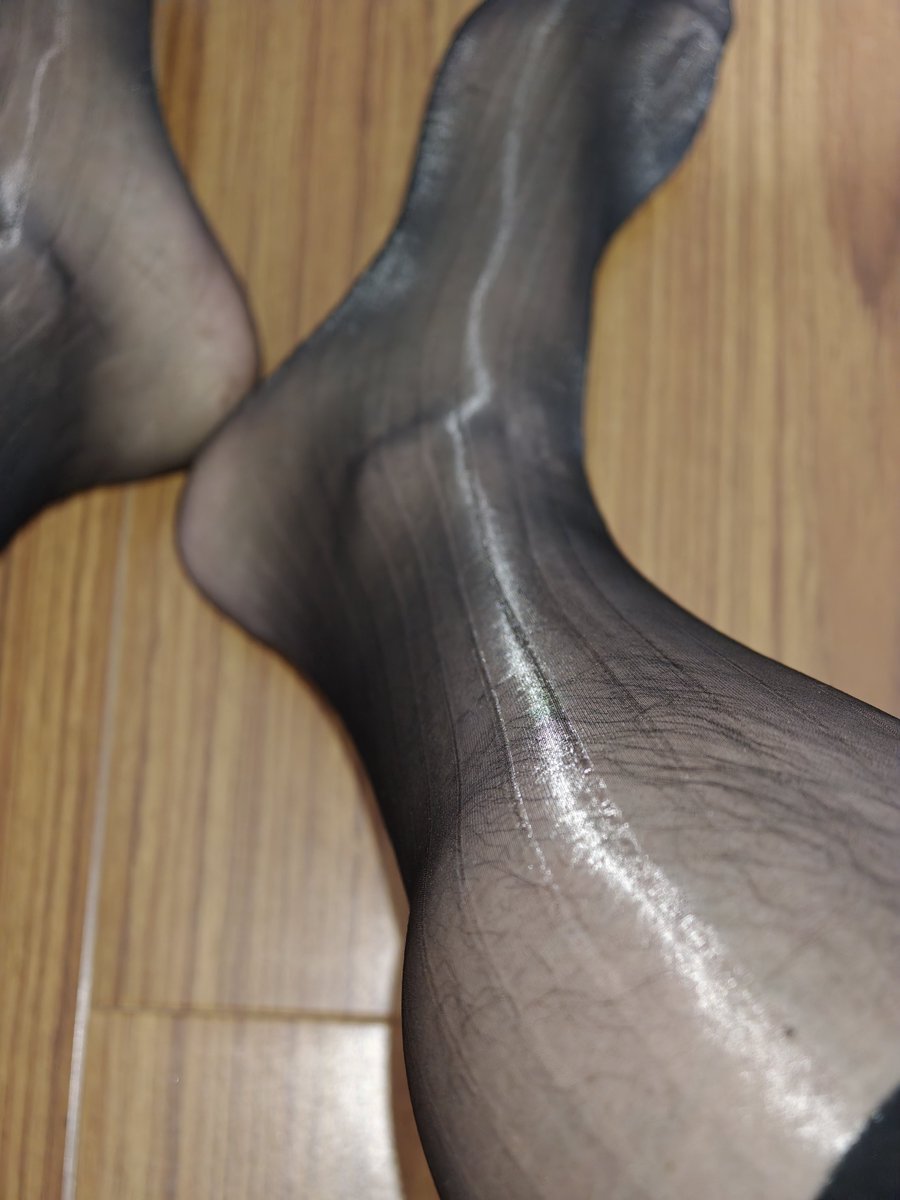 jason16640689's tweet photo. 又是周一，
这双起球了
#monday #s #socks https://t.co/juj6TIQZTR