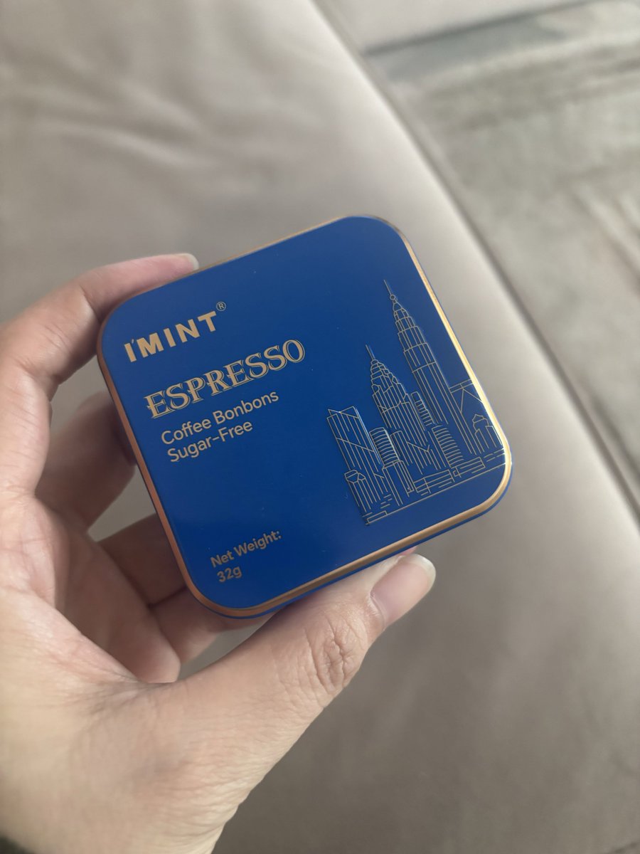 xoxonab12's tweet photo. Kalo ngantuk pas lagi nyetir jauh, tinggal ambil satu biji ini langsung MATA MELEK SEKETIKA 😭 rasanya chocolatey coffee gitu, jadi gak perlu beli kopi lagi. Sugar free pula, aman banget ‼️ https://t.co/YjW7jjEsT8