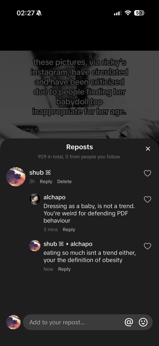 forevashub's tweet photo. i really cannot make this shit up, people are genuinely going through mass psychosis right now omfg https://t.co/A5nz49ZLRn