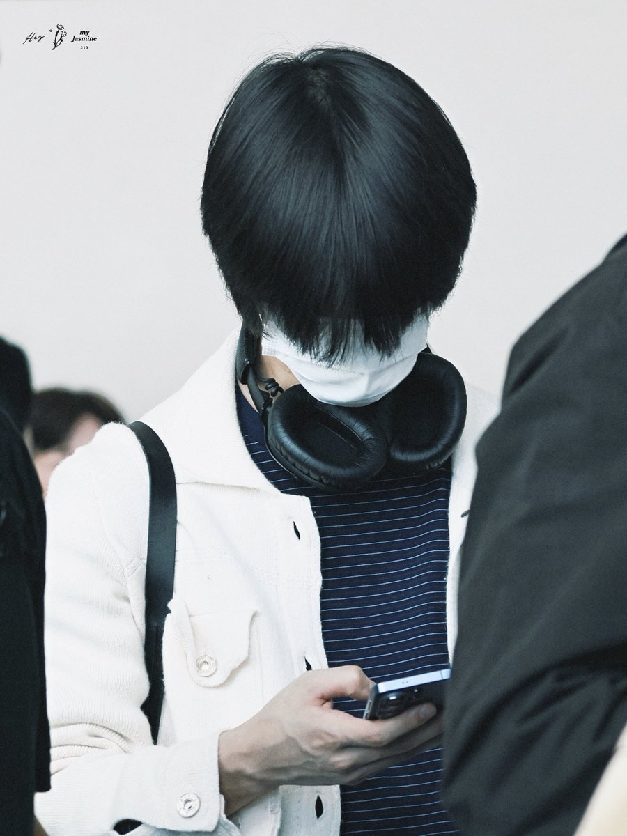 HeymyJasmine313's tweet photo. 260921 🧸🎧

 #TXT #TOMORROW_X_TOGETHER #범규 #BEOMGYU #TXT_BEOMGYU #TXT_범규 #ボムギュ https://t.co/j4lI3HceUl