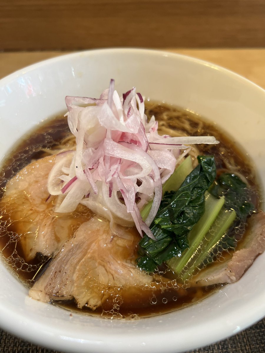 GINGINGIN001's tweet photo. 🍜21日の限定商品のお知らせ🍜

本日は11:00〜27:30（LO27:00）営業

いくらとスープをよく混ぜて🌀
⭕️塩筋子そば

⭕️筋子丼

鮪の珍味
⭕️まぐろの濃厚白子と卵の混ぜそば

⭕️卵かけご飯

王道🍜
⭕️比内地鶏そば

⭕️♾️鶏飯

自分へご褒美

⭕️黒マー油和え玉 https://t.co/To9wVD7oti