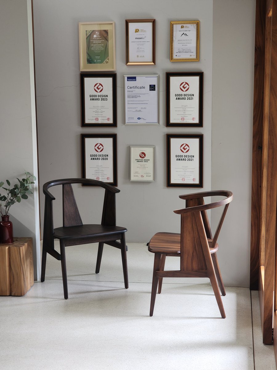 moonler_th's tweet photo. The KARIN chair. Curved backrest, simple structure, built for everyday comfort.
Two tones, same intention. Not flashy, but built to last.
https://t.co/RtOITGuQ2K
Crafted in Chiang Mai.
#Moonler #KARINchair #QuietDesign https://t.co/tRp3tq1tLy