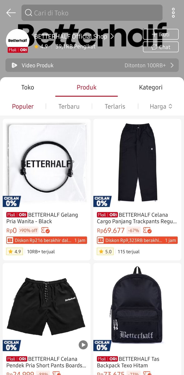 nahzaaii's tweet photo. basic outfit tapi auranya beda?
Betterhalf core. 🖤
item-itemnya simpel tapi street banget 😭 https://t.co/U31W2zzsEV