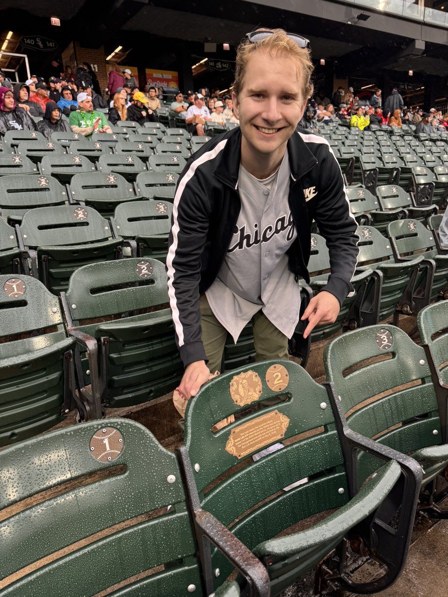 jmisci's tweet photo. Right before the White Sox rain delay was supposed to end, I went to find the Pope Leo seat. No joke—right as I touched it, the stadium announced $5 hot dogs for fans waiting out in the rain.

I’m not a superstitious guy…but the White Sox magic is something else https://t.co/bgvAgvl3TR