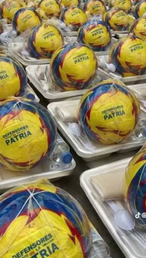 avercomono's tweet photo. Aquí van las ayudas para #VillaDeLeiva
#Colombia https://t.co/5YeNICi9US