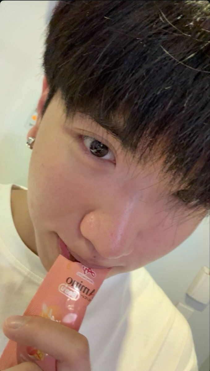 _toceli's tweet photo. ทำไงดีวะ หึง https://t.co/bNCHjlXphY