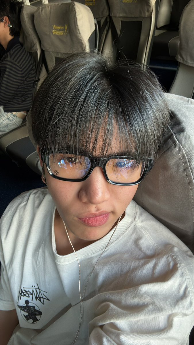 _toceli's tweet photo. ทำไงดีวะ หึง https://t.co/bNCHjlXphY