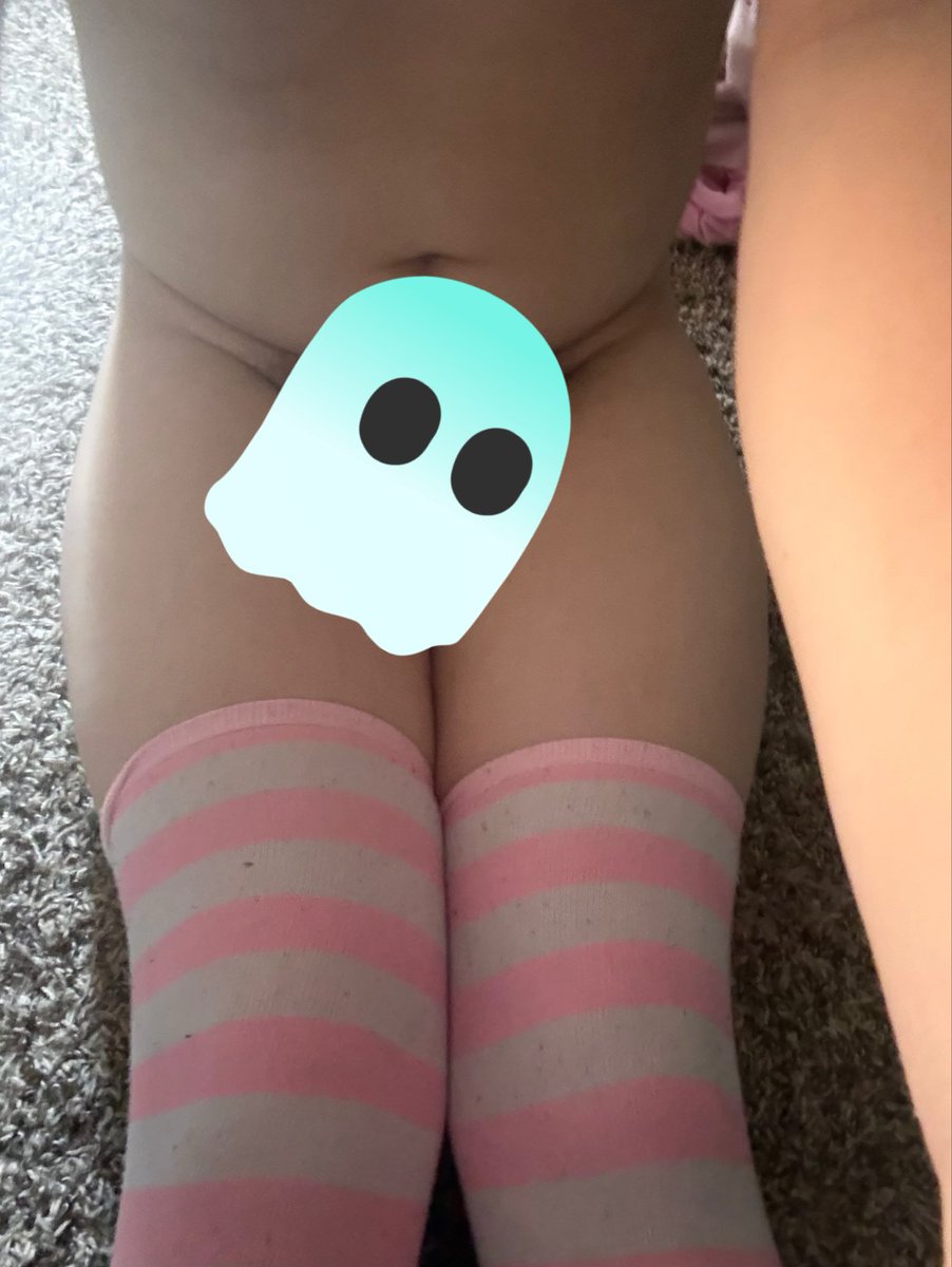 JuniBrBa's tweet photo. 👻👀 https://t.co/pxaKQ247VQ