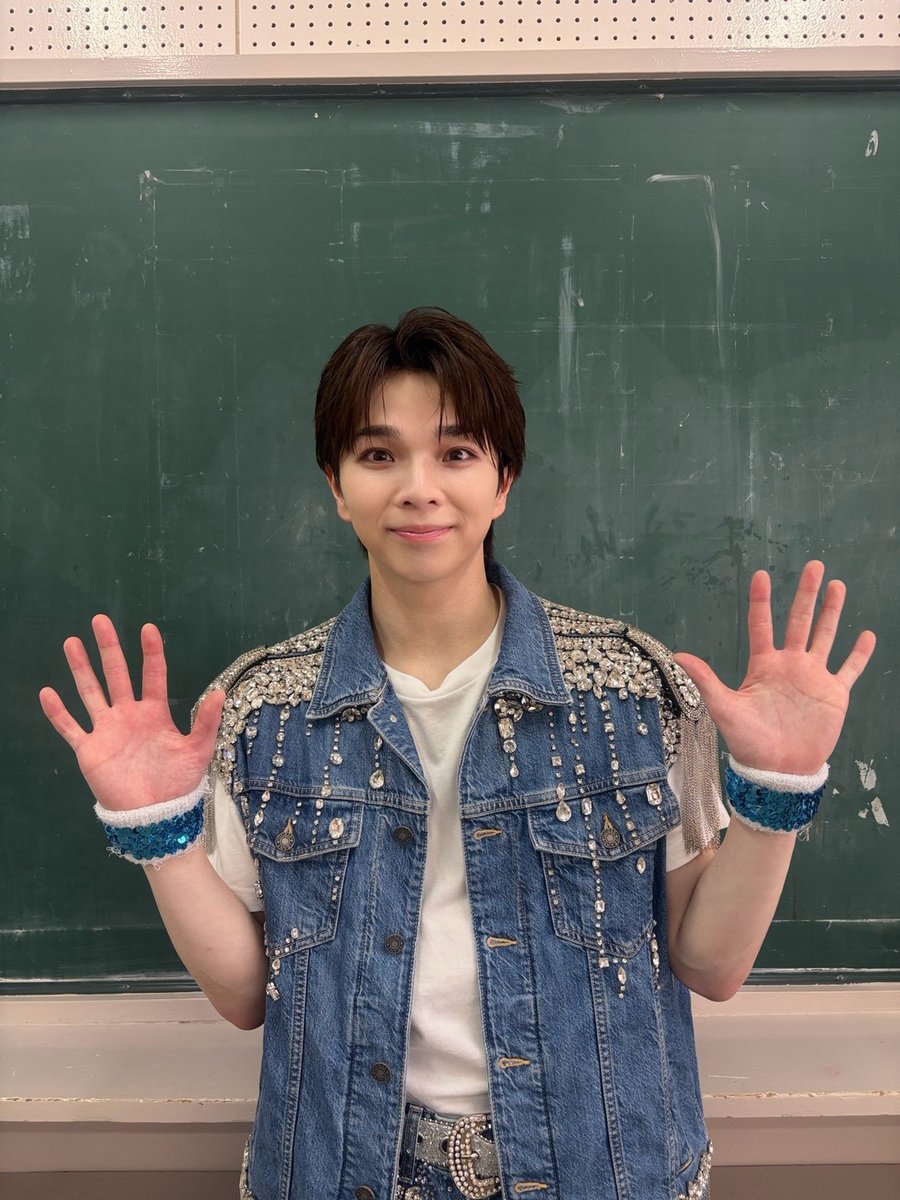 milk_info's tweet photo. 【テレビ出演情報📺】
9月26日(土)18:30〜放送
フジテレビ「新しいカギ」に
M!LKより #塩﨑太智 の出演が決定！

https://t.co/1wU12xAs2W
ぜひ、お楽しみに！
@atarashiikagi
#新しいカギ
#MILK https://t.co/hQYApjATDA