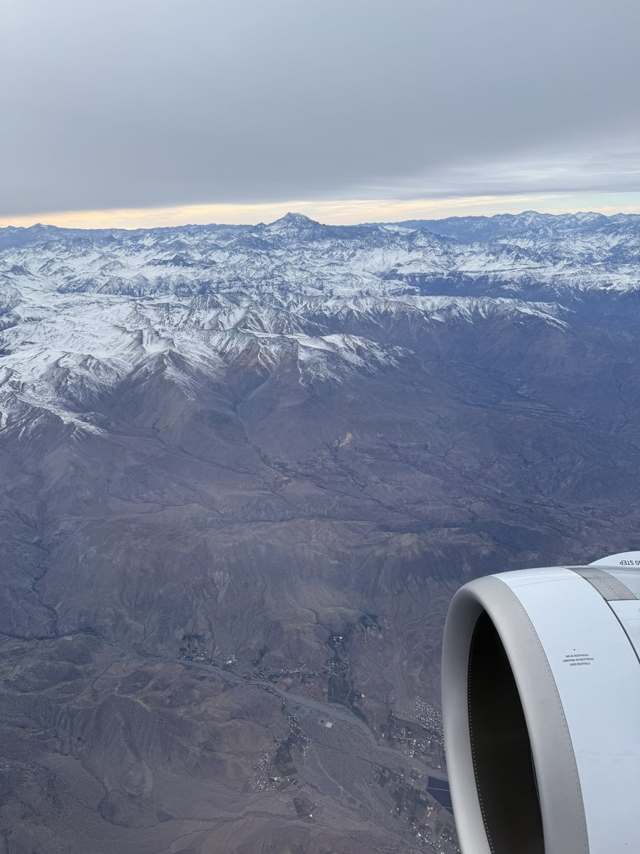 pinottescas's tweet photo. @ogiroldinho La Cordillera, SCL-GRU https://t.co/R3VIDEfesw