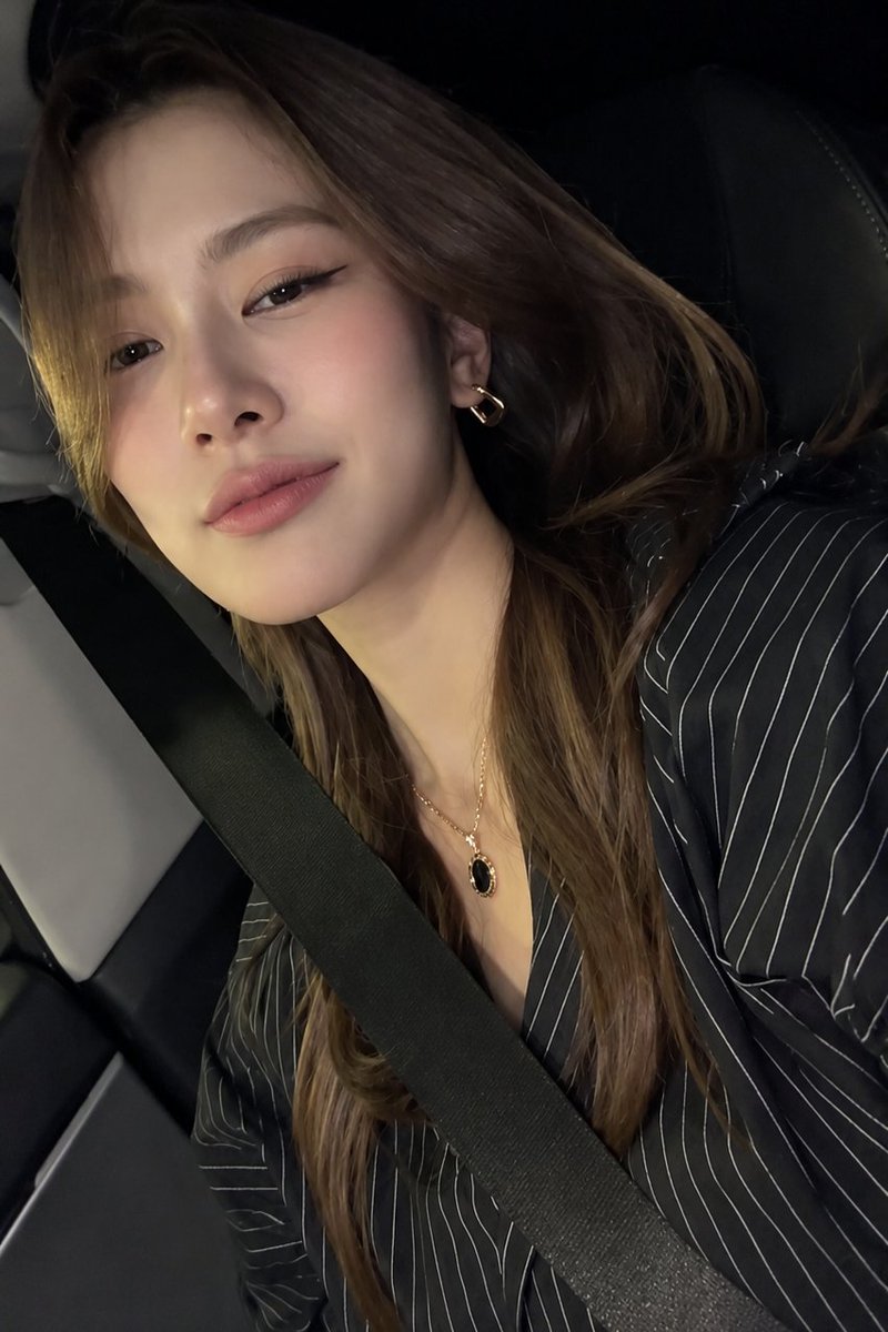 KIMRATHA1104's tweet photo. วันนี้มีงานปิดกล้องข่มขลัง เป็นกำลังใจให้พี่รฐานะคะ ขอให้วันนี้เป็นวันที่ดีแฺฮปปี้ทั้งวันนะคะพี่อันดา😊🩵

ANDA BLUETOOTH OF HUG 21
#andaanunta
#ท้องฟ้าของอันดา https://t.co/OnAVGfqXOi