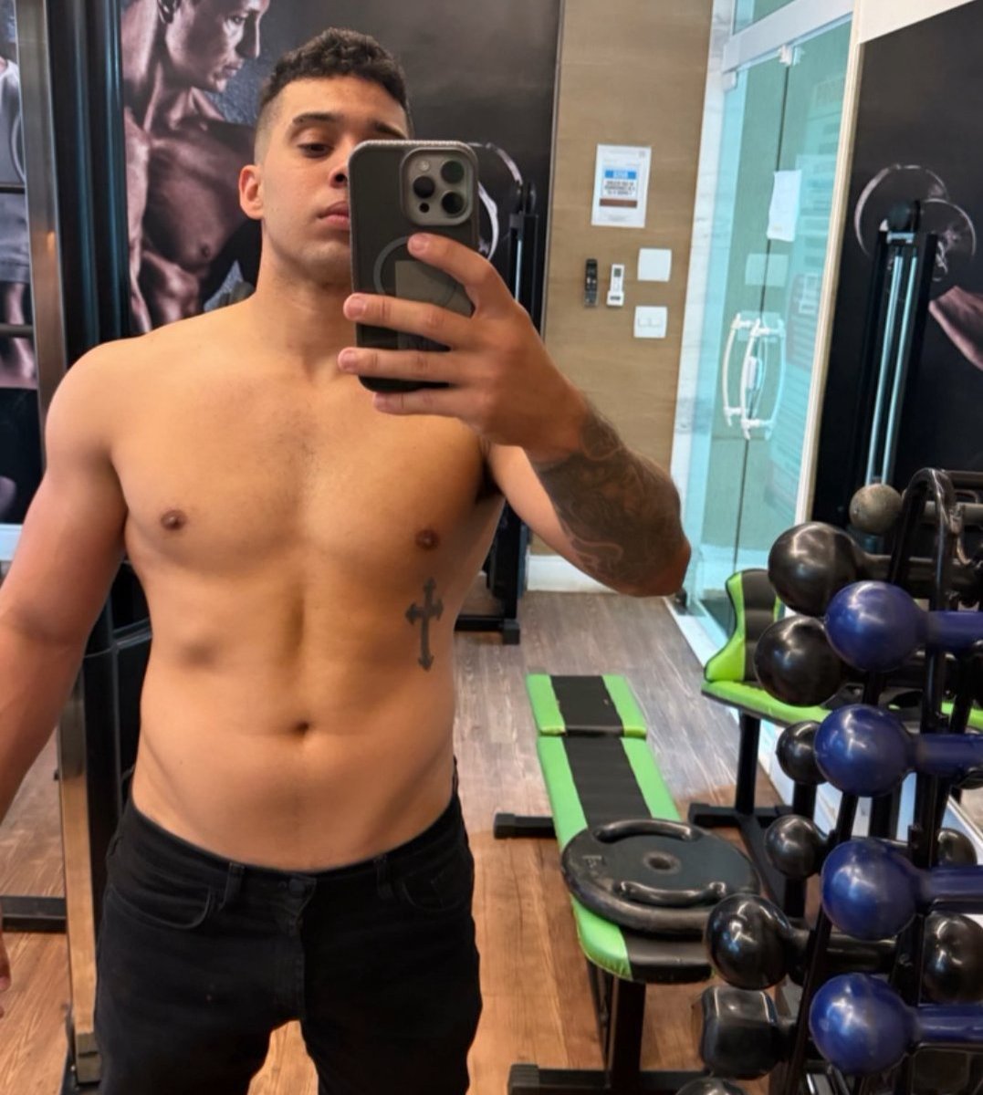 kraukkraukczwy's tweet photo. GABRIEL MONTEIRO 😵‍💫🍆🏈 https://t.co/uGHsUd1eWE