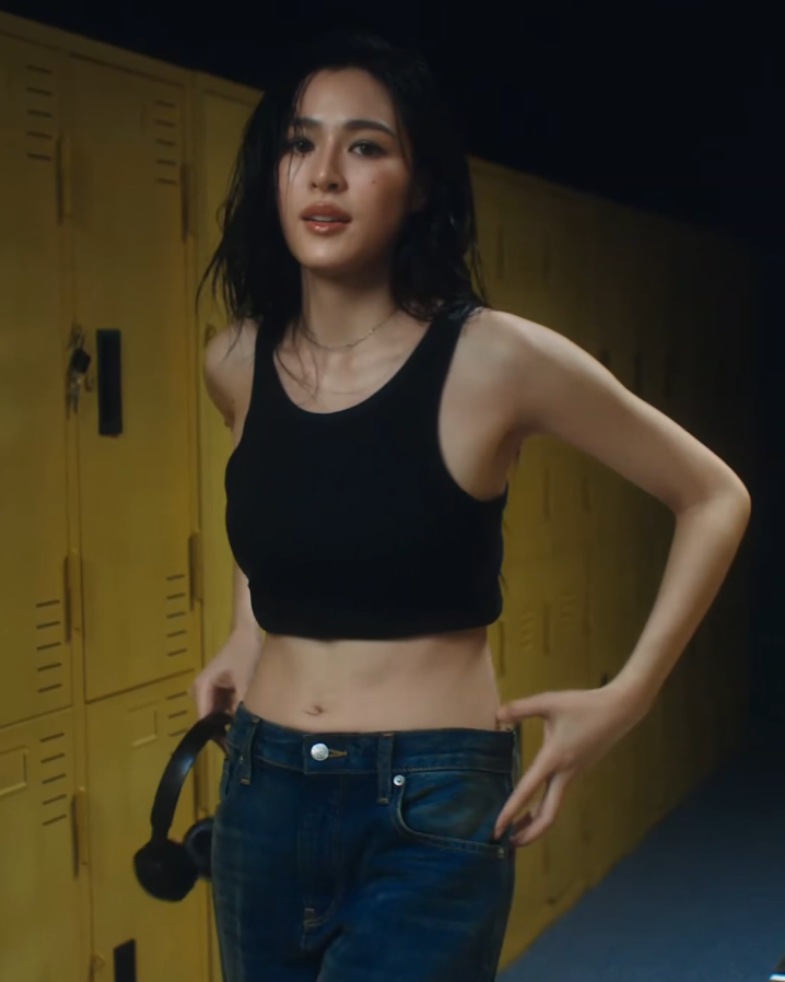 yawnsedits's tweet photo. HELLO?? 🥵

#LinglingkwongxCalvinklein https://t.co/8456dN5oKu