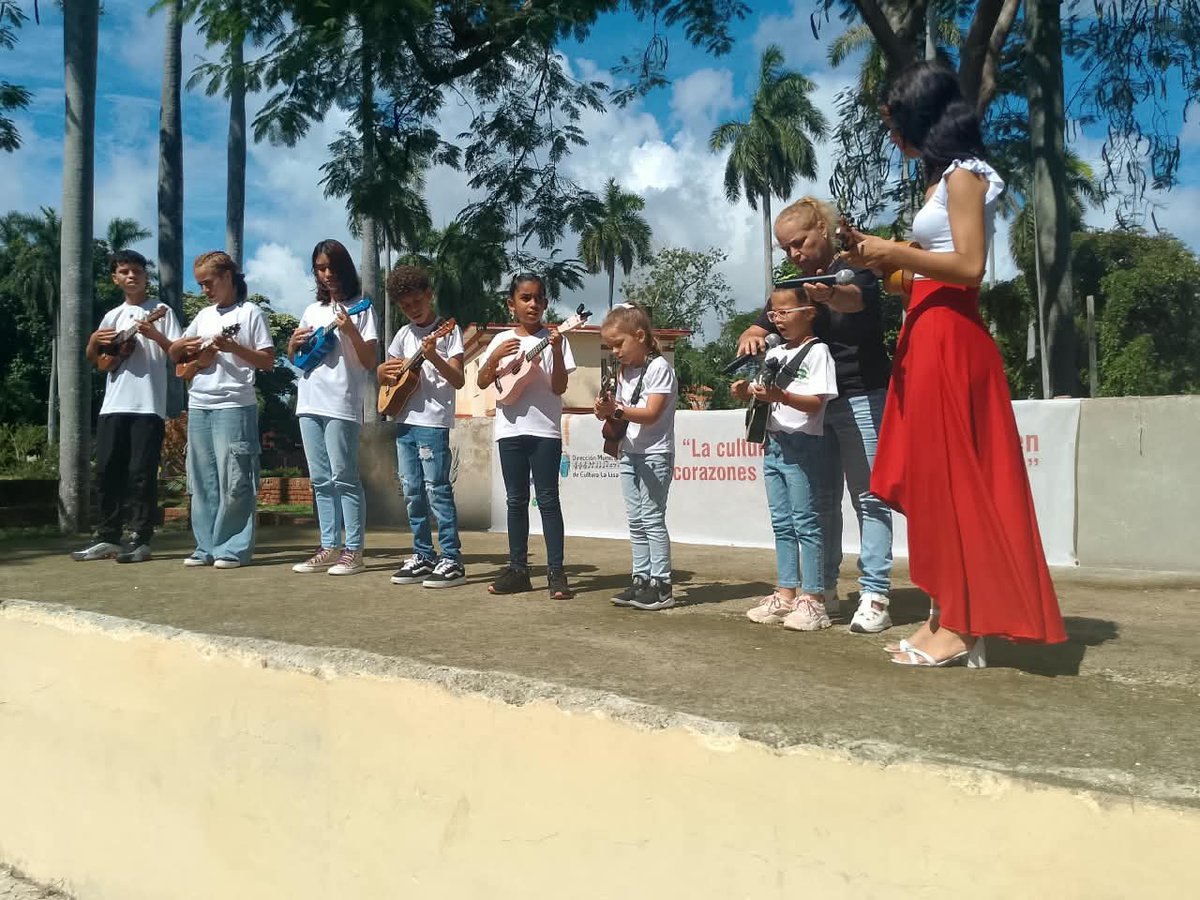 Yoamel_Acosta's tweet photo. Comienza la semana de la Cultura Liseña @CubaEsCultura #LaLisa #CubaEstáFirme https://t.co/I70rI6iXaI