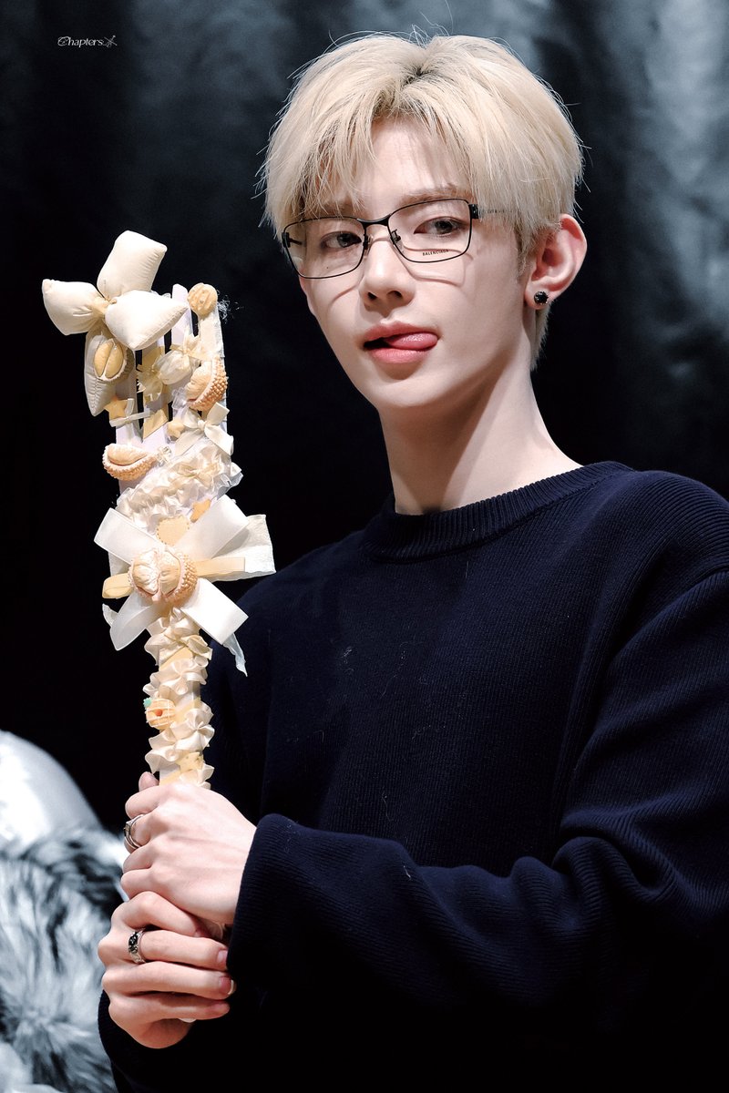 Chapters_Hao725's tweet photo. 260920

💛

·̩͙ ✎ ̼ ────  𝐂𝐡.𝟑𝟎𝟐 ──── ◛⁺⑅♡ ​​​

#ZHANGHAO #장하오 #章昊 #ジャンハオ
#AND2BLE #앤더블 https://t.co/UyiMUl96NJ