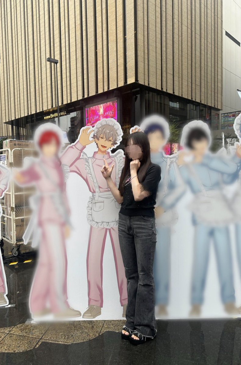 n_ATomym26's tweet photo. やっぱりメイド服大好きー‼️
友達めっちゃ可愛く落書きしてくれたよ⸝⸝> <⸝⸝♡

 #あんスタ萌え萌え文化祭 🩶 https://t.co/dziZVlatMh