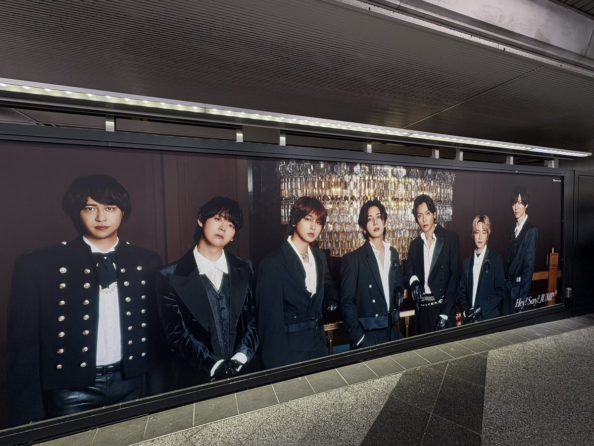 296VQpDfNy3106's tweet photo. JR大阪駅❗️
JUMPが本格的に動き出した https://t.co/bz6UOMXmdH