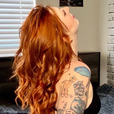 AddictingAlexx's tweet photo. #NewProfilePic https://t.co/vS56rKpE3b