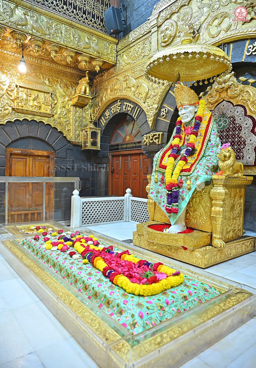 Gottipati4546's tweet photo. *!! ॐ साई राम !!*
*श्री साईबाबा संस्थान विश्वस्त व्यवस्था,शिर्डी*
*!! ॐ Sai Ram !!*
*Shri Saibaba Sansthan Trust, Shirdi*
≈≈≈≈≈≈≈≈≈≈≈≈≈≈≈≈≈ 
*आरती :-शिर्डी माझे पंढरपुर*
*सोमवार २१ सप्टेंबर २०२६*  
*Aarti :-Shirdi Majhe Pandharpur*
*Monday 21 September 2026* https://t.co/wW6dvOpnCI