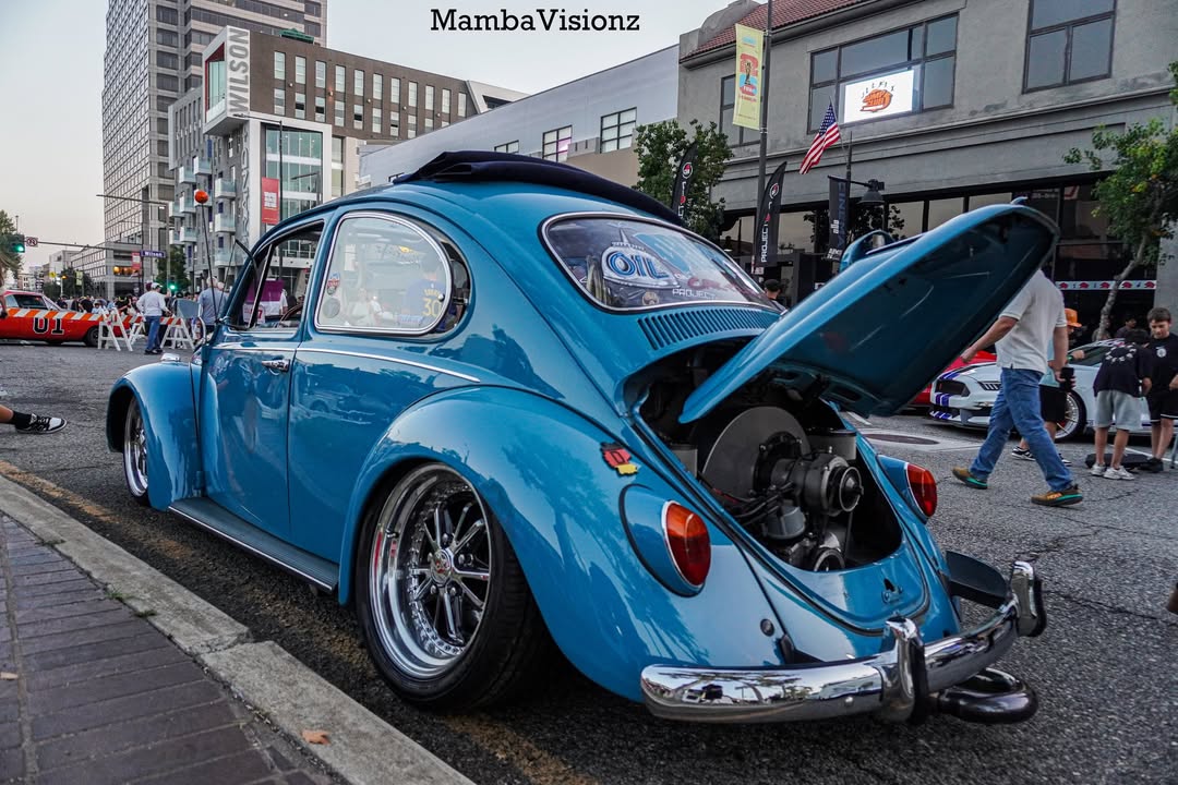GuadaCoimbra01's tweet photo. One of my favorites I don’t get to shoot often. Everything about this @das_olblue67 ride was incredible at @glendalecruisenight. https://t.co/4PoFkL12o5