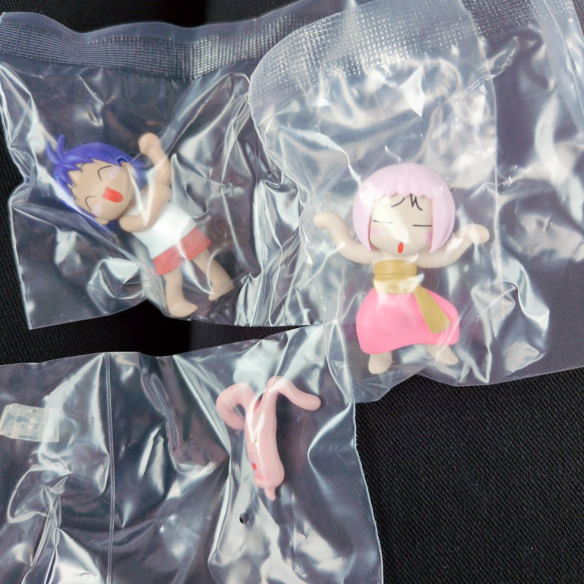 ayasa_moa's tweet photo. ハレグゥのガチャガチャが安くなってた…！家の近くのシープラには無かったから見つけられて嬉しいな🥹💓
絶対欲しかったグゥちゃんお迎え出来て幸せ☺️🌷 https://t.co/Pf4BBfWMN2