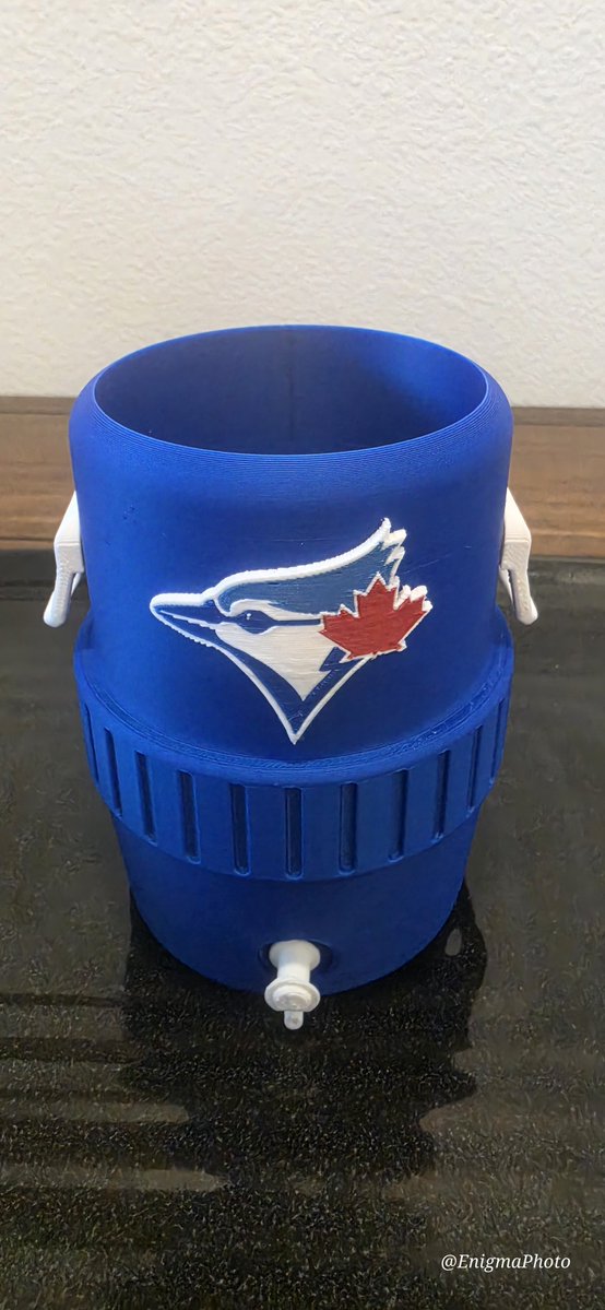 OakleyInk's tweet photo. 3D printed

Go Leafs Go

Let's Go Blue Jays

It doesn't matter that this Canadian Sasquatch lives in Texas, I still cheer for the right teams. https://t.co/orhBonUgtI