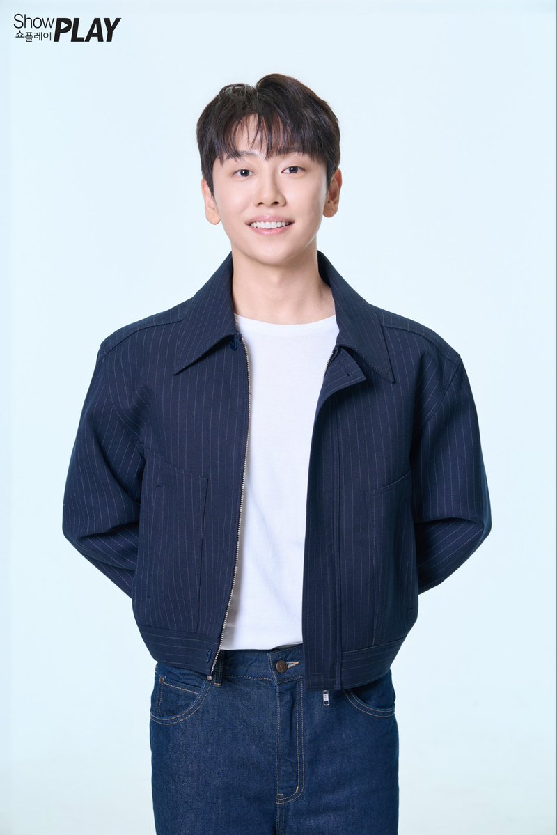 showplay_act's tweet photo. ✨𝐖𝐄𝐋𝐂𝐎𝐌𝐄 𝐑𝐎𝐇 𝐓𝐀𝐄 𝐇𝐘𝐔𝐍✨
#노태현 배우가
쇼플레이의 새로운 식구가 되었습니다🎉
앞으로 더욱 다양한 활동을 보여드릴 예정이니
많은 관심과 사랑 부탁드립니다🤍
#노태현 #ROHTAEHYUN
#쇼플레이 #ShowPLAY https://t.co/CWCC7flVSh