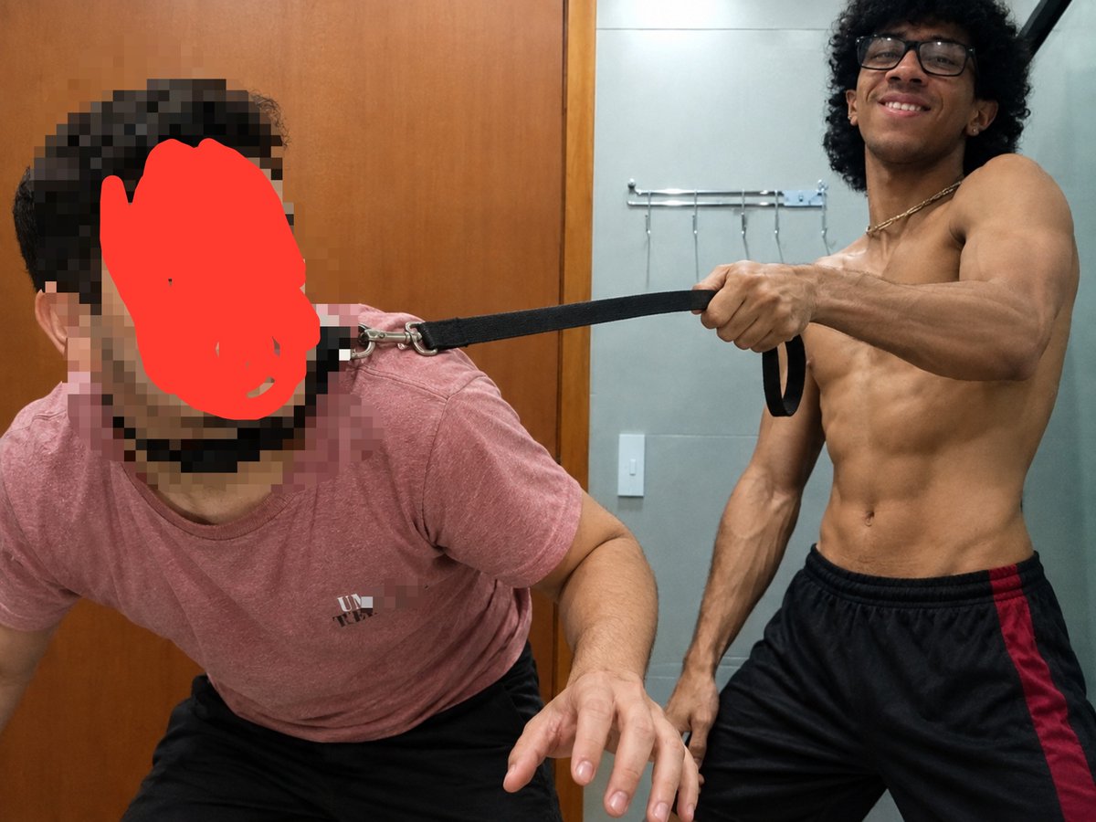 slavebrb1's tweet photo. Sirvo um mestre com pé 45 e caralho pulsante e veludo. Ele me leva na coleira porque controlar os instintos de um vira lata é difícil. Te amo, Mestre Cauã @cacau_feet45 https://t.co/0KZxtzx28j