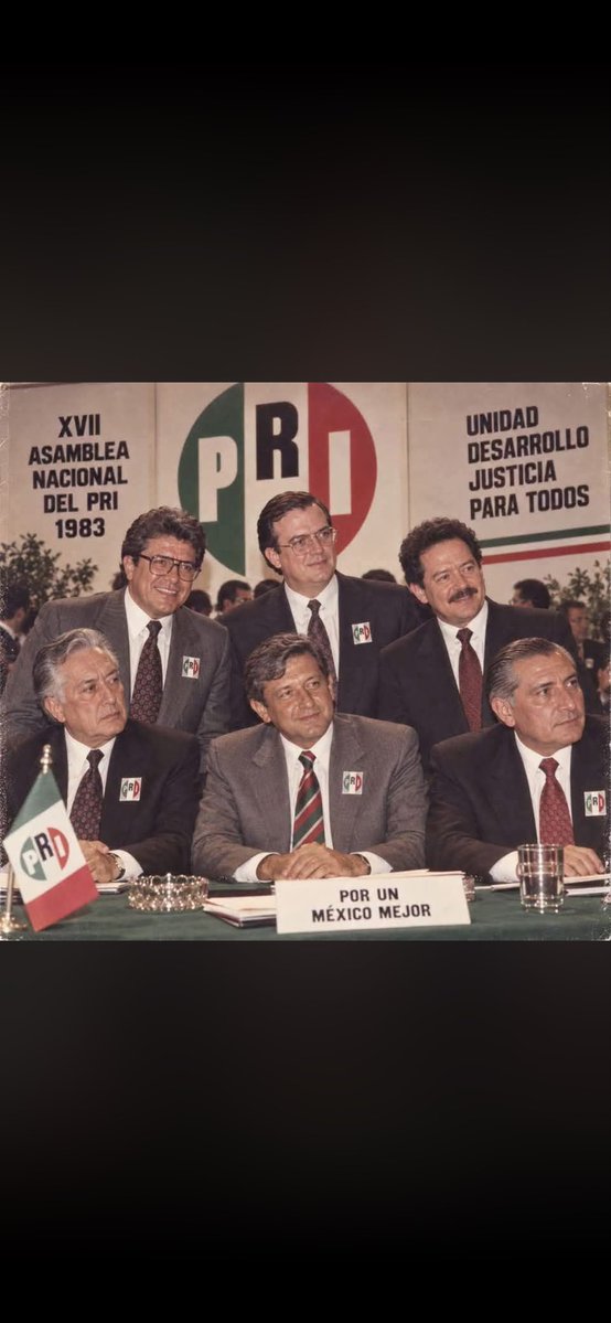 tracatinga's tweet photo. @CharlyMacias12 Pero si el prian sigue en el poder pendejote https://t.co/e0q4IoFDmS