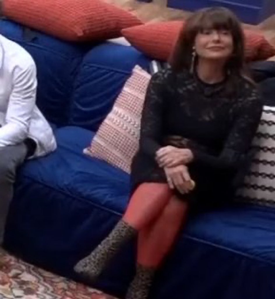 acervogiogold's tweet photo. como pode essa mulher não falar nada e entregar tudo 
#afazenda18 #teamgiovannagold https://t.co/XSR8XbT3ym
