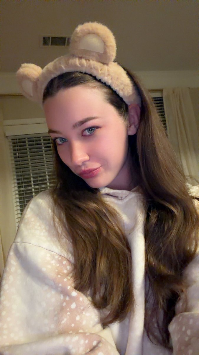 jaydpaid's tweet photo. the sunday nite vibe today lolz 🧸 https://t.co/qK4HlGwO5h