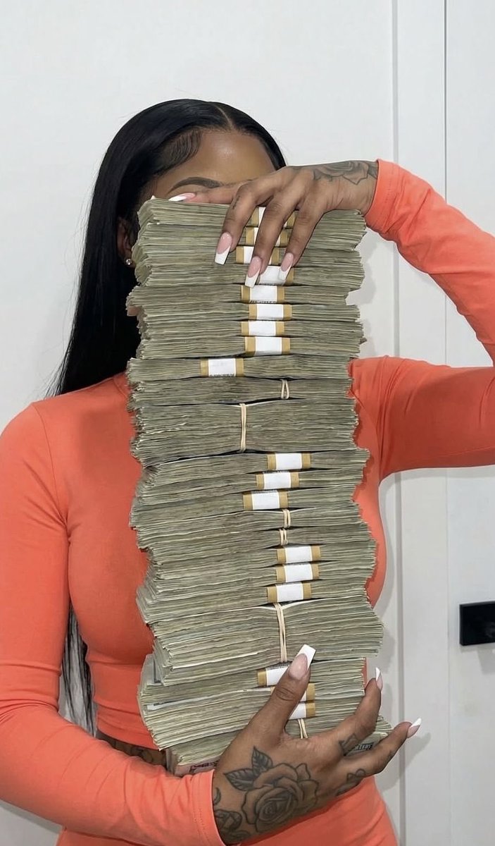 kaimooodz's tweet photo. Them: what you thinking about? 

Me: 🤭 https://t.co/LkN8bDJL7G