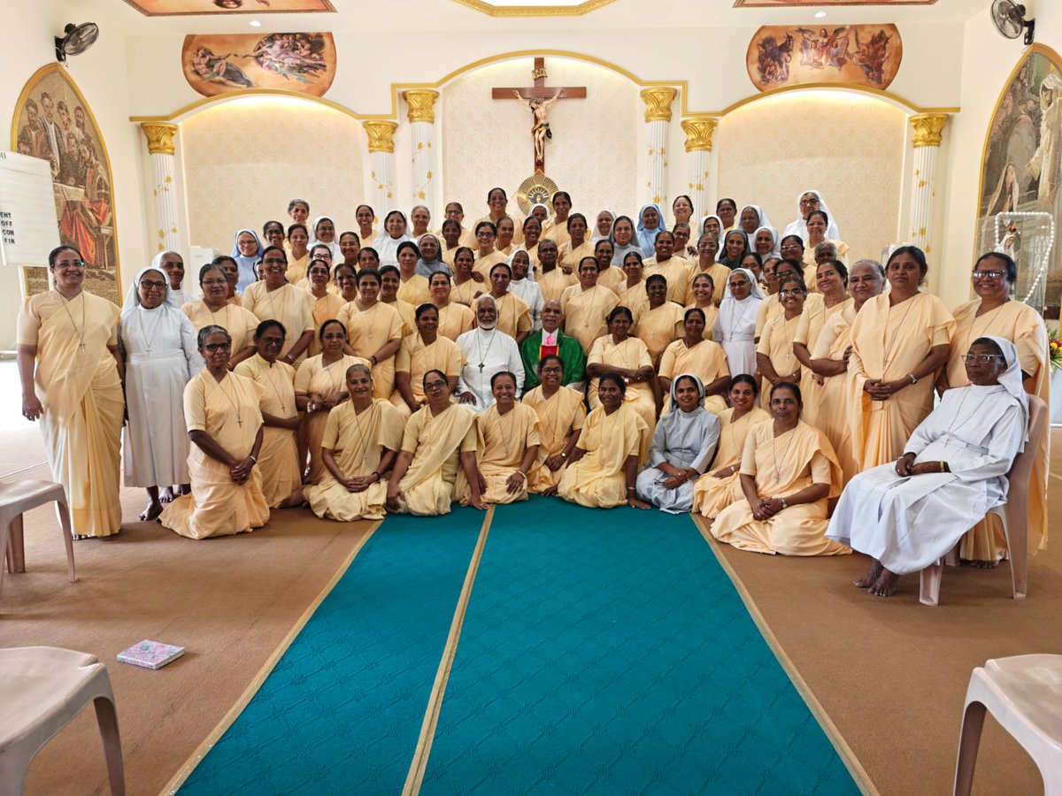 ErrolFernandesj's tweet photo. Thanks for your gracious prayers. The Retreat was moved by God's Spirit https://t.co/CF3yC2FAl5