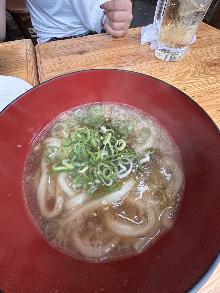 JC3977079834663's tweet photo. 大阪
かすうどん
前食べたときは、、、、、でしたが今回久しぶりにたべたら激うまでした☺️
人生初のかすうどんを食べた娘は、
大絶賛
うまっ
うまっと食べていました笑
 #大阪  #かすうどん https://t.co/xTauonFsrV