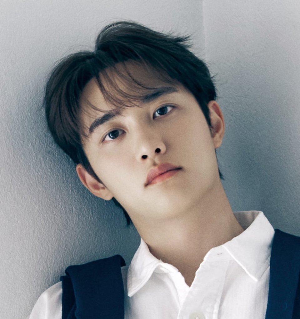dohkii's tweet photo. 도경수 얼굴 실화 ? https://t.co/WmeyTkawHz
