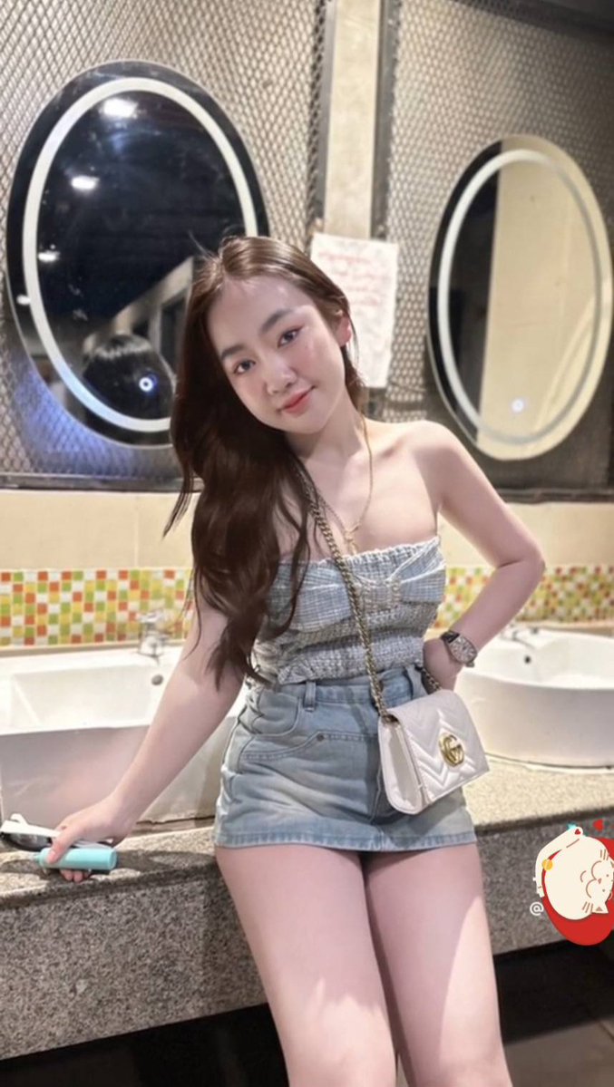 BuddyGarett's tweet photo. 1✨"ตอนแรกก็ไม่เชื่อ จนกระทั่งลองใช้เอง... ไอเทมลับที่บิวตี้บล็อกเกอร์เกาหลีโหวตให้เป็นอันดับ 1!" 💖 ครีมกันแดดเนื้อซูเฟล่ บางเบา คุมมันนาน600/1
xbhdjfxkxkjx
🆔 :  puna2002i

กดลิงค์เพิ่มเพื่อน
 https://t.co/uQqMethcca

#รับงานพัทยา
รับงานพัทยา https://t.co/YAvPD4HHiV