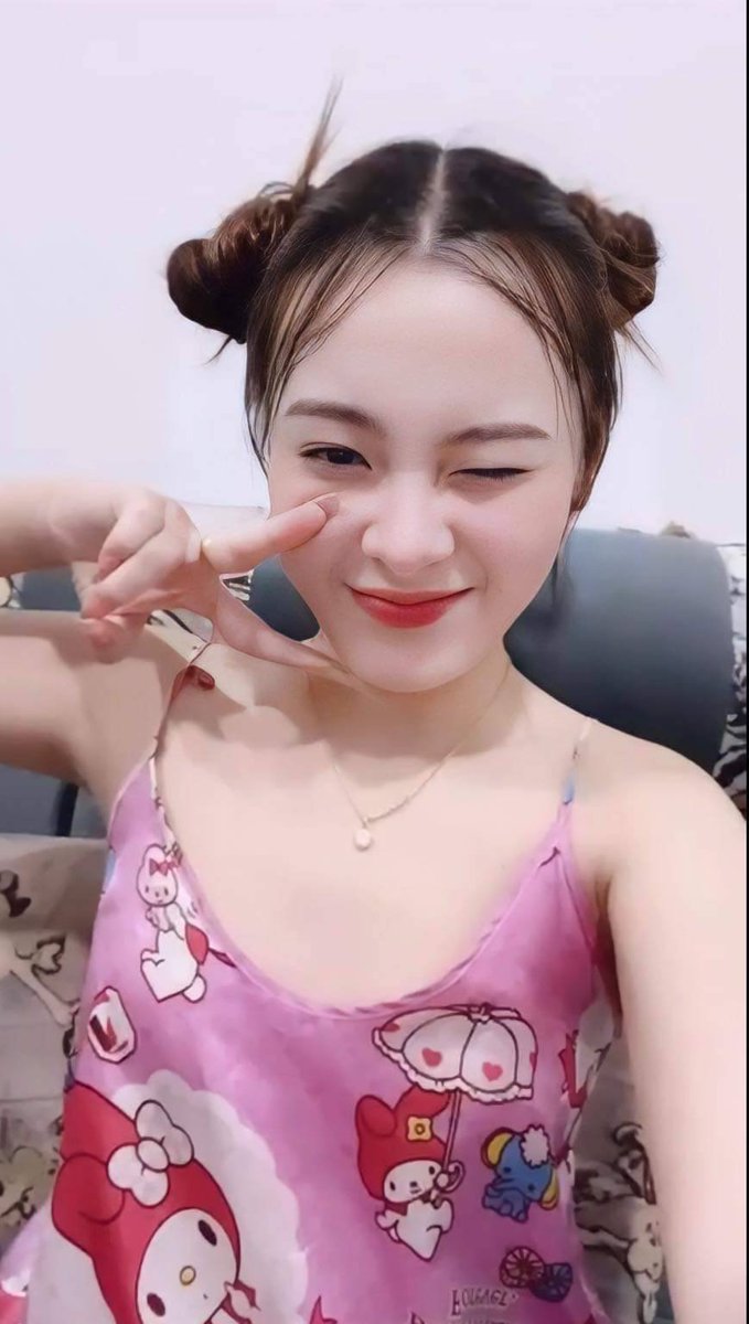 BuddyGarett's tweet photo. 1✨"ตอนแรกก็ไม่เชื่อ จนกระทั่งลองใช้เอง... ไอเทมลับที่บิวตี้บล็อกเกอร์เกาหลีโหวตให้เป็นอันดับ 1!" 💖 ครีมกันแดดเนื้อซูเฟล่ บางเบา คุมมันนาน 600/1💚
hfufhfjgjfgi
🆔 :  @854cngfd

กดลิงค์เพิ่มเพื่อน
 https://t.co/UXle6JBFkm

#รับงานพัทยา
รับงานพัทยา https://t.co/86msRrnYqs