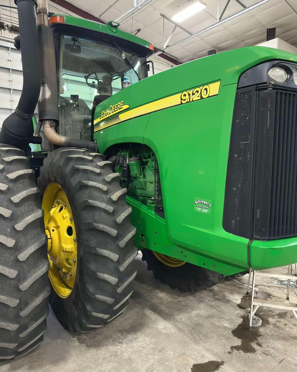 ezgiak351's tweet photo. AGRICULTURAL EQUIPMENT PROTECTION IS HERE! M&amp;K Detailing Service now offers detailing, paint correction, polishing, and ceramic coating for farm equipment. Protect your investment, restore faded finishes, and keep tractors, combines, sprayers, and https://t.co/Sc50h8drSW