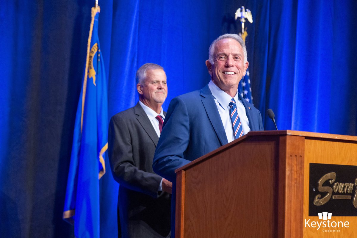 JoeLombardoNV's tweet photo. Great to speak at the @KeystoneNevada Annual Dinner with former White House Press Secretary @kayleighmcenany. 

Thank you to Keystone for what you do for Nevada's business community. Together, we’ll keep Nevada open for business and create more opportunities for every Nevadan.

Now we must do our part, in just 44  days, we must make our voices heard and VOTE.