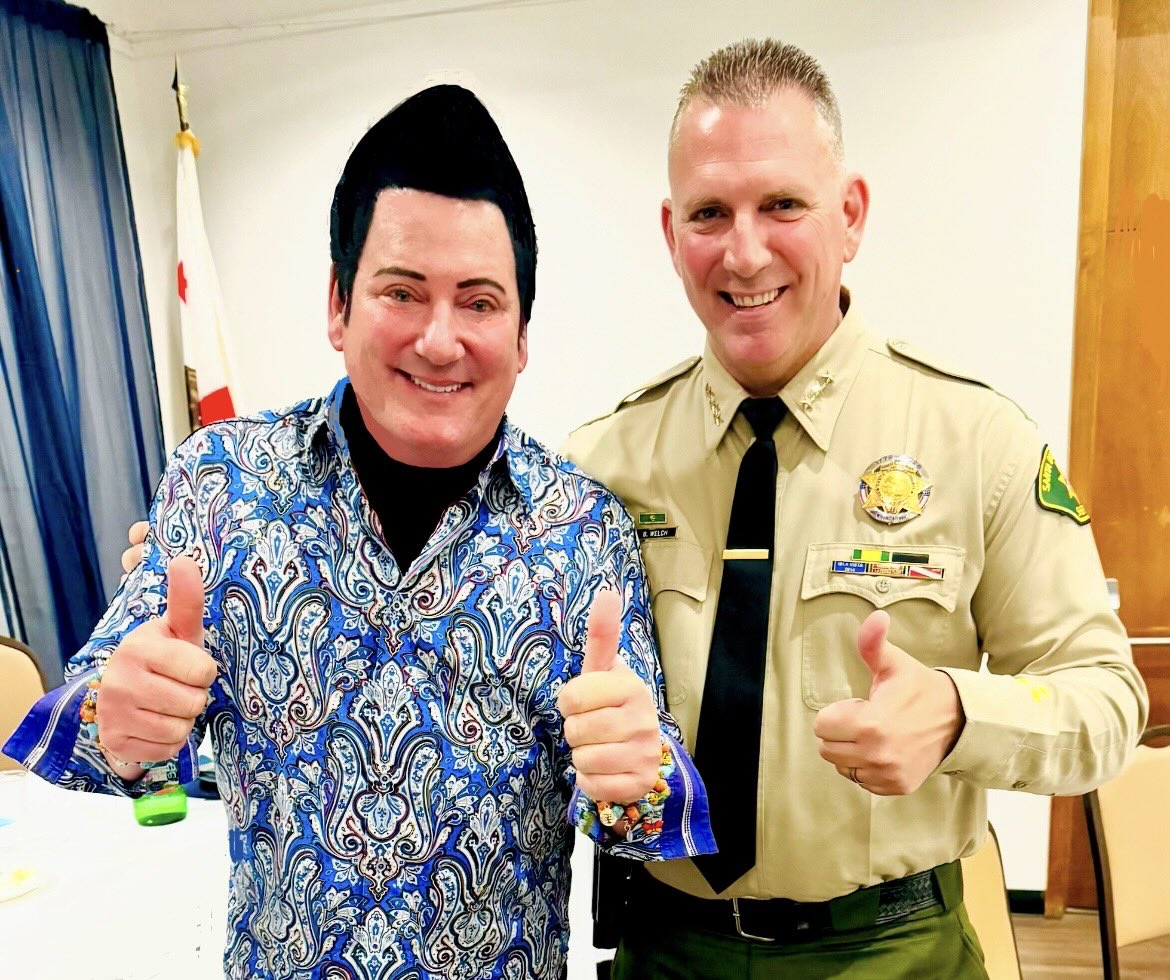RetroBill's tweet photo. 💙🇺🇸It was an honor to be the Keynote Speaker at the 54th Annual 🫎Santa Maria Elks Lodge #1538 Law Enforcement Appreciation Night Awards Dinner in Santa Maria, California.

👏CONGRATULATIONS to the following Law Enforcement Agencies who were in attendance Honoring their Officers and Deputies:

Santa Barbara County Sheriff’s Office
CHP - Santa Maria
Santa Maria Police Department
Guadalupe Police Department
Santa Barbara County Probation
City of Santa Maria Recreation and Parks
Santa Barbara County District Attorney

Special Thanks to:
(Pictured) Santa Barbara County Sheriff’s Office Undersheriff Brad Welch

D.A.R.E. America International Officer Al Torres

Santa Maria🫎Elks Lodge #1538 Exalted Ruler Steve Reyburn and the Elks Lodge of Santa Maria #1538 Corp of Officers

KSBY https://t.co/beFooDkcHm