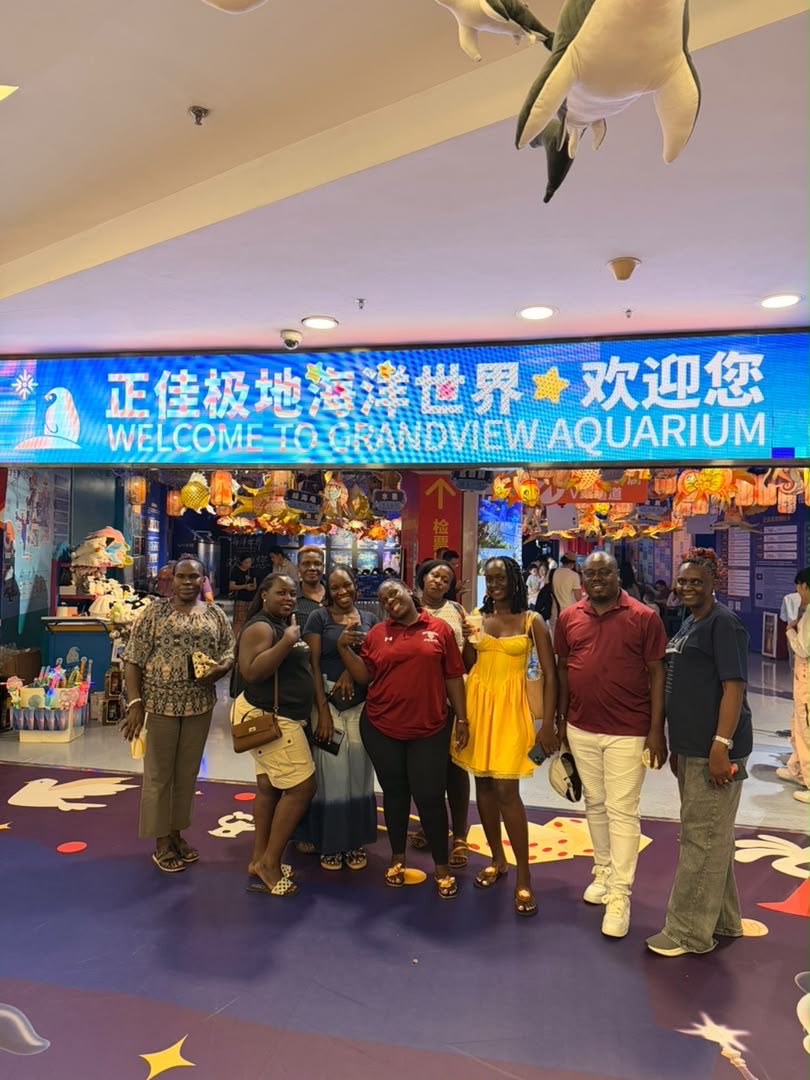 NazahEvents's tweet photo. We visited Grandview Aquarium, also known as Grandview Polar Ocean World, well known for its marine and Arctic wonders, from colourful fish ponds and diverse sea life to the impressive 40-metre-long deep-sea tank and spectacular underwater mermaid shows.

#NazahDestinations https://t.co/G0slx0OVrF