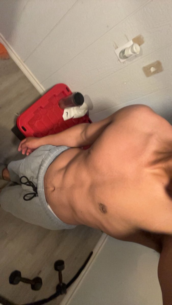 888flowst's tweet photo. Morning skinny but its all day https://t.co/o4ajaabTCa