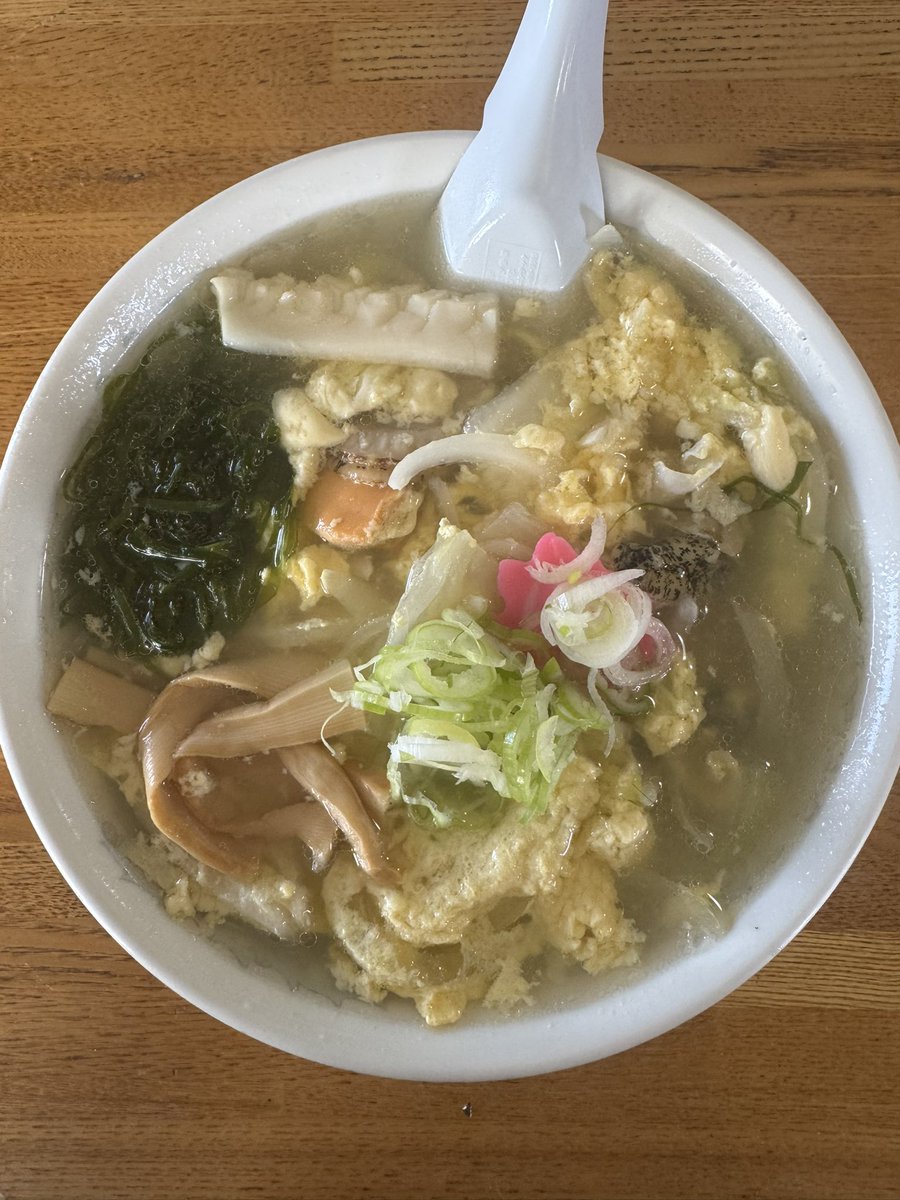mescarbonicsub6's tweet photo. ラーメン部活動2026年513軒目は石狩のみさき食堂で、浜ラーメン。
ミョウバンを使わない、生ウニ丼が有名ですが、季節は終わってるのでありません。
石狩も縦に長いので、遠かった。
#ラーメン  #ramen #lamen #rahmen #中華そば #支那そば #つけ麺 #まぜそば https://t.co/YBlPfGAPtz