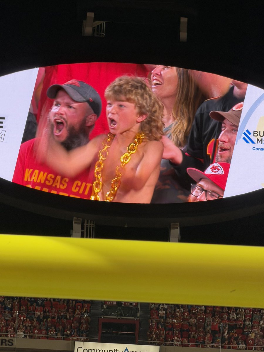 jstoner44's tweet photo. I’d like to make a motion to change the chiefs mascot to mulleted shirtless child with gold chain going ham on a school night.  What a legend. https://t.co/CzwJTHbUqC